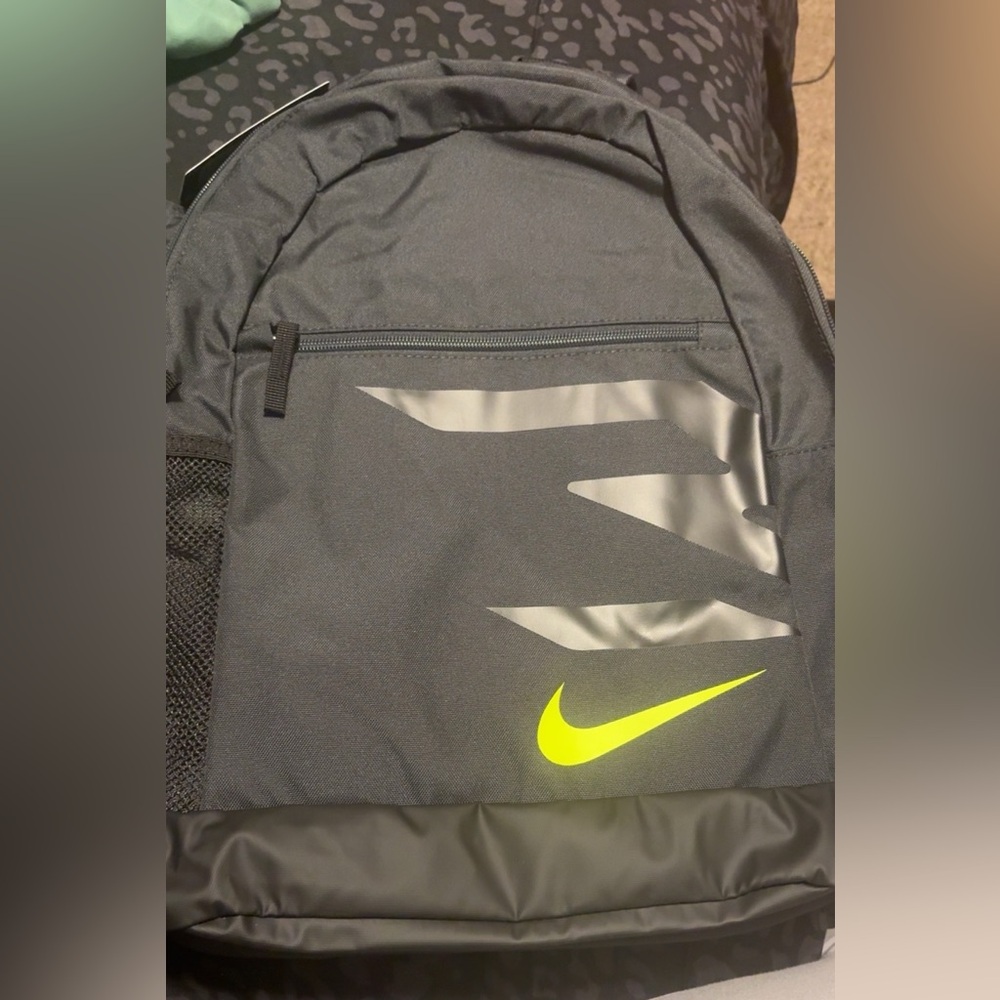 Nike Black and Yellow Backpack russel wilson set